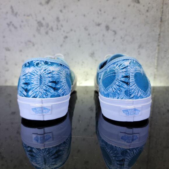 MSRP $80 Vans Authentic \